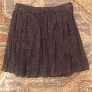 Urban Outfitters Grey Mini Skirt size small